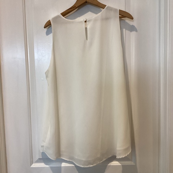 NWOT Zenana Outfitters Ivory V-Neck Blouse - Picture 9 of 10